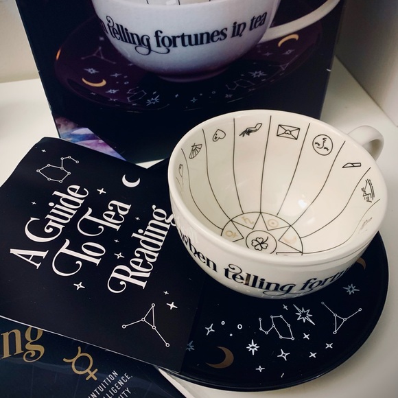 Large Fortune Teller Tea Cup NIB - Picture 2 of 9